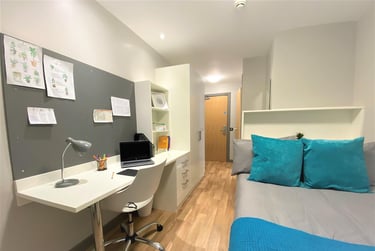 1 bed flat, College Square East, Holylands, Belfast, BT16DJ - Image 4